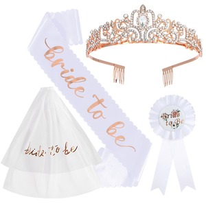 Kit de fête pour future mariée : diadème, écharpe, voile et badge or rose - Product Image 4