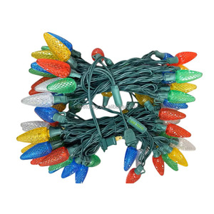 Guirlandes lumineuses de Noël d'extérieur C7 C9 LED – Personnalisation en gros, options 100/50/25, IP66 120V pour sapin de Noël - Product Image 3