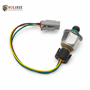 Capteur de pression d'injection de carburant 1845536C91 compatible avec les moteurs diesel International DT466E DT570 Rail - Product Image 1