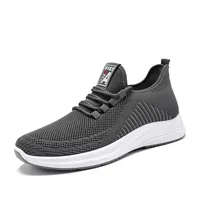 Chaussures de sport décontractées d'été pour hommes, nouvelles baskets à semelle souple, chaussures de créateur pour hommes, chaussures de course respirantes et résistantes aux odeurs