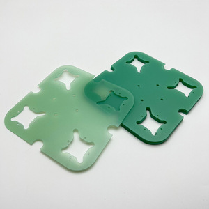 Feuille d'isolation en mica 600V pour applications haute tension, couleur verte avec trous - Product Image 4
