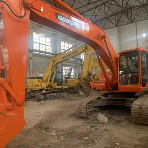 Excavatrice Doosan DH220LC-7 d'occasion avec moteur, boîte de vitesses, pompe, roulement, PLC - 22 tonnes de poids opérationnel, capacité de la benne de 1,18 m, en vente - Product Image 2