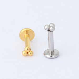 Nueva llegada <span class=keywords><strong>de</strong></span> la joyería <span class=keywords><strong>de</strong></span> moda chapado en oro <span class=keywords><strong>de</strong></span> la bola del triángulo internamente roscado Labret labio anillo <span class=keywords><strong>de</strong></span> acero inoxidable cartílago Stud pendiente - Product Image 1