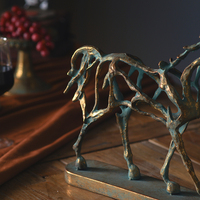 Nouvelle figurine de cheval en métal de style vintage, ornement décoratif, sculpture créative pour la décoration de la maison