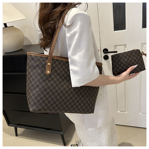 Sac à dos de voyage imperméable pour femme, grande capacité, personnalisé, en PU texturé, ajustement réglable - Product Image 1