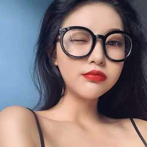 แว่นตากรอบกลมสไตล์เกาหลีสำหรับผู้หญิงพร้อมการป้องกันแสงสีฟ้าและการมองเห็นความคมชัดสูง เลนส์ Ac ขนาดกลาง - Product Image 3