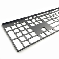 Boîtiers et plaques personnalisés DEYUCNC en acier inoxydable et aluminium usinés par CNC pour les passionnés de claviers mécaniques