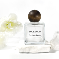 Fabricant de Offre Spéciale Bouteilles d'huile de parfum sur mesure Boîte d'emballage de cosmétiques de luxe Bouteilles en verre de parfum de 100ml