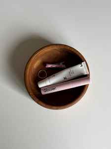 Bol en bois de qualité supérieure, artisanal et rustique, idéal pour servir des salades, des collations et pour une présentation de table décorative - Product Image 3