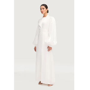 Conjunto de vestido y abaya de dos piezas-Conjunto de vestido y abaya blanco de dos piezas para la temporada de primavera - Product Image 2