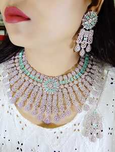 ชุดเครื่องประดับเพชรแบบอเมริกันสำหรับปาร์ตี้งานหินผู้หญิงและเด็กผู้หญิงเครื่องประดับดีไซน์พรีเมี่ยมงานแฮนด์เมดสินค้าจำนวนมาก - Product Image 2