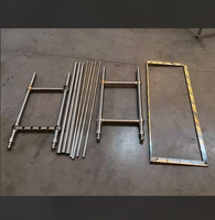 Base de vanité de salle de bain en acier inoxydable de style italien haut de gamme étagère en verre ouverte cadre de tube métallique comptoir de lavage pied d'évier intégré