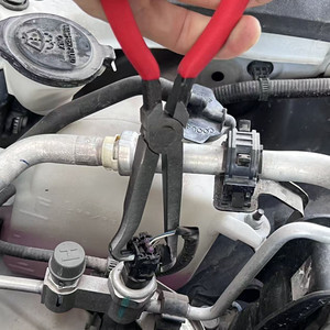 Juego de 5 piezas de alicates de desconexión para coche con mango rojo de 8 pulgadas, dentados, con cabezal recto y en ángulo, de grado profesional para cortar cables - Product Image 2