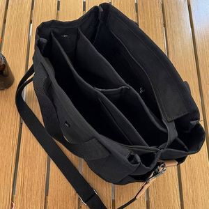 Échantillon gratuit : Sac de transport et de rangement imperméable pour bûches, avec revêtement ciré, pour foyer - Product Image 4