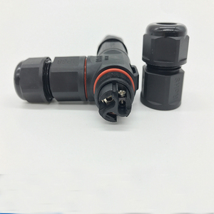 Conectores Eléctricos a Prueba de Agua de 4 Pines con Cierre de Tornillo para Cables - Product Image 2