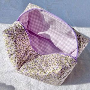 Muestra gratuita de neceser de maquillaje floral personalizado, bolsa de cosméticos de poliéster con diseño de flores, color rosa, bonita y colorida, para viajes, para niñas. - Product Image 6