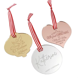 Pallina di Natale Personalizzabile in Acrilico con Logo e Nome, Finitura a Specchio Dorata, Opzioni di Colore Personalizzate, Alta Qualità, Creativa - Product Image 1