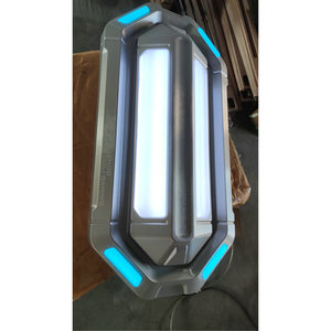 Panneau en plastique thermoformé sur mesure pour usage divertissementnel avec éclairage LED bleu et design de cadre gris - Product Image 1