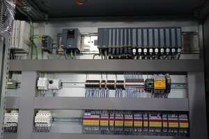 ตู้ควบคุมความเร็วมอเตอร์แบบกำหนดเอง Infraswin OEM VFD พร้อมบริการวิศวกรรม ราคาโรงงาน - Product Image 4