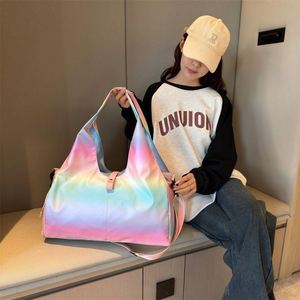 กระเป๋าสะพายออกกำลังกายสำหรับเดินทางค้างคืนสุดสัปดาห์ ดีไซน์ทันสมัย กันน้ำ เหมาะสำหรับผู้หญิง ใช้สำหรับโยคะและฟิตเนส - Product Image 2