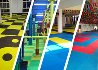 Tapis de puzzle en EVA coloré bon marché 100x100x4cm pour les arts martiaux, le taekwondo et le karaté