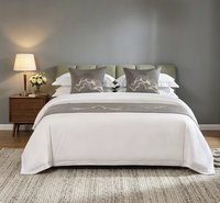 Chemin de table jacquard de luxe géométrique tissé de qualité supérieure, taille personnalisée, doré, pour la maison, l'hôtel, la chambre, les banquets, les mariages, avec oreillers