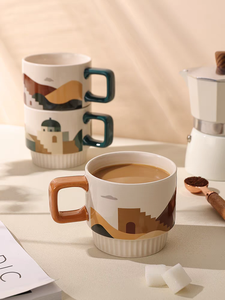 Fournisseur en gros de Chine, tasse en céramique en grès à motif de dessin animé, écologique, compatible lave-vaisselle et micro-ondes, tasse à café à poignée carrée - Product Image 5