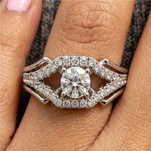 Bague semi-montée en diamant véritable 18K blanc, à tige fendue, design sinusoïdal, bijoux haut de gamme, fournisseur de Hong Kong, prise en charge de la fabrication sur mesure - Product Image 3