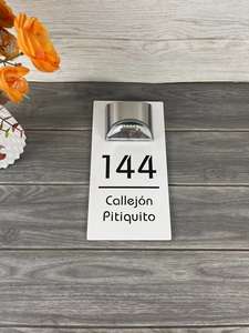 Premium Solar House Sign LED Iluminado Corte láser Contemporáneo Moderno Número de puerta Placa Mate Negro Blanco Espejo Plata - Product Image 5