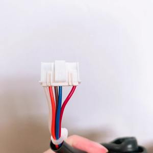 Moteur CC sans balais Daikin Resin Pack R03039046713A Zkfp-41-10-1L DC280V 41W pour unité extérieure de climatiseur - Product Image 2