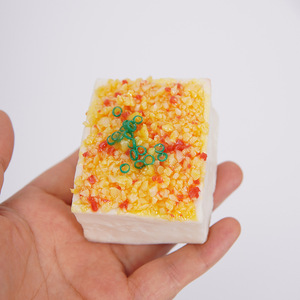 Modèle réaliste de tofu à l'ail, jouet alimentaire créatif et réaliste, décoration pour stand de snacks, accessoire de photographie culinaire. - Product Image 4