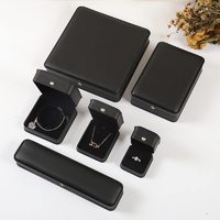 Ensemble de bijoux de mariage personnalisé, boîte en cuir de qualité supérieure, collier, boucles d'oreilles, bague, étui de présentation, boîte de rangement, noir