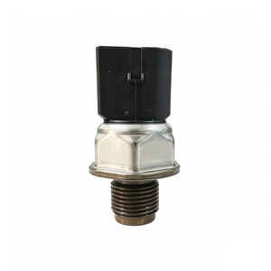เซ็นเซอร์วัดแรงดัน 200 บาร์ แบบเกลียวติดตั้ง เทคโนโลยี Piezoresistive สำหรับรถยนต์ รุ่น 83.1262 - Product Image 5