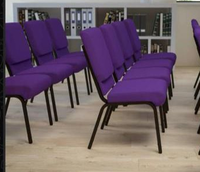 Chaise d'événement empilable en métal rembourrée rouge et noire pour théâtre, auditorium, conférence, hôtel, restaurant, église - Vente en gros à prix réduit