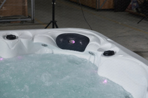 Baignoire Spa Rectangulaire Extérieure de Luxe Moderne pour 4 Personnes, Bain à Remous, Massage, Autoportante, Utilisation Hôtelière, Matériau Acrylique, Écologique - Product Image 5