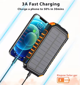 Cargador Solar Inalámbrico a Prueba de Agua, Cargador de Teléfono Móvil de Carga Rápida, Banco de Energía Solar Portátil de 20000 mAh - Product Image 3