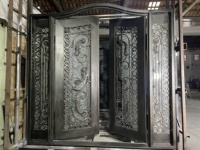 Portes d'entrée principales de luxe Porte en fer forgé à double entrée Porte d'entrée extérieure en métal de sécurité pour villa