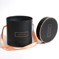 Cadeau de luxe, roses uniques au toucher réel dans une boîte ronde carrée, fleurs naturelles préservées durables pour mariage
