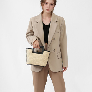 Seau de plage portable de style rétro coréen, capacité 1-1,9 L, pour femme, en paille tressée, avec fermeture éclair, doublure en polyester imperméable et chaînes - Product Image 2