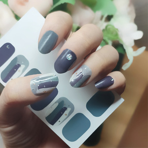 Fabricante al por mayor película polaca europea y americana cubierta completa láser oro brillo polvo artesanía 3D pegatinas de uñas - Product Image 3