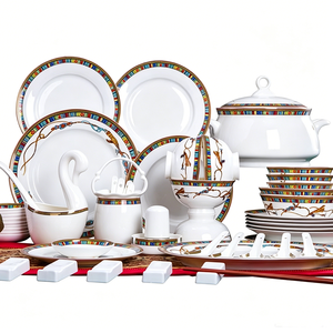 Service <span class=keywords><strong>de</strong></span> <span class=keywords><strong>table</strong></span> et <span class=keywords><strong>de</strong></span> <span class=keywords><strong>couverts</strong></span> contemporains en porcelaine et céramique, kit <span class=keywords><strong>de</strong></span> tasses, articles <span class=keywords><strong>de</strong></span> cuisine, articles promotionnels 2024 Jingdezhen - Product Image 1