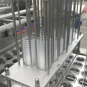 Machine d'emballage haute précision pour boîtes à repas rapides en plastique PP à quatre compartiments et bols en aluminium, remplissage et scellage de précision - Product Image 4