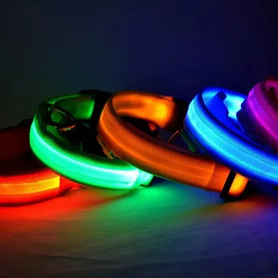 Toptan şarj edilebilir USB kablo pet renkli yaka yansıtıcı ayarlanabilir yanıp sönen LED köpek tasması