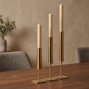 Juego de 3 Portavelas Modernos de Metal Dorado con Fundas Texturizadas para Decoración Elegante de Mesa y Centro de Mesa - Product Image 2