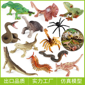 Los modelos de reptiles yxs simulan centípodes, cocodrilos, elefantes, tortugas, pitones, arañas, lagartos, camaleones, cobras y serpientes de árbol. - Product Image 1