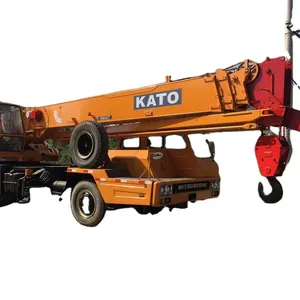 Cần cẩu 25 tấn 30 tấn sử dụng cần cẩu xe tải di động Kato nk250 để bán giá rẻ