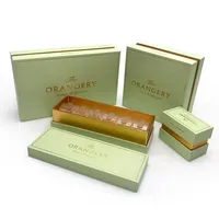 Boîte cadeau de luxe pour macarons avec insert en plastique, logo en feuille d'or, boîte d'emballage pour biscuits au chocolat et pâtisseries avec séparateurs, logo personnalisé