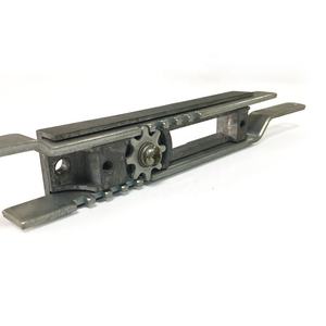 Servizio di Lavorazione di Parti <span class=keywords><strong>in</strong></span> Lega di Zinco per Porte, Verniciatura a Spruzzo Nera Superficiale - Product Image 1