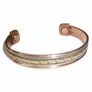 Bracelet magnétique de thérapie à la mode en cuivre avec des motifs uniques, porter ce bracelet apporte des bienfaits pour la santé - Product Image 1