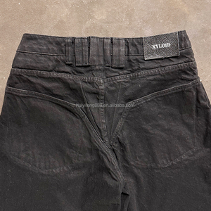 Jeans en denim ciré de luxe sur mesure pour hommes, coupe oversize et baggy, par un fabricant de denim de créateur - Product Image 4